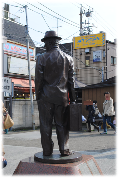 b0242873_18375492.png