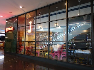 e0138350_2233683.jpg