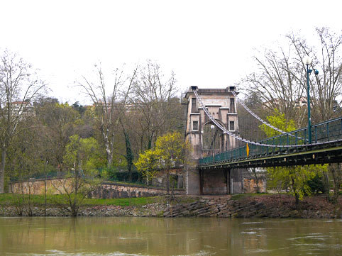 b0107891_00275416.jpg
