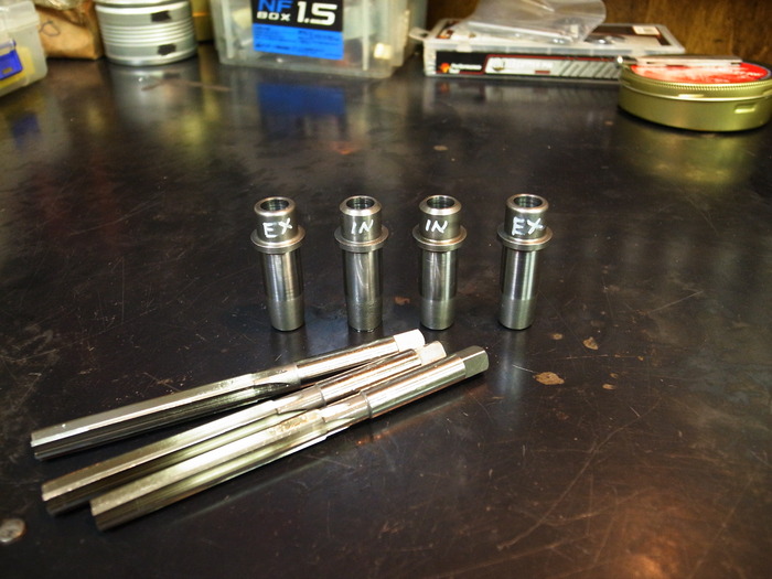 a0248662_0342100.jpg