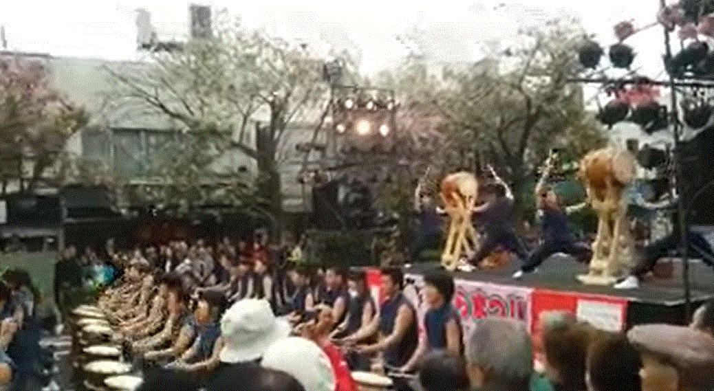 f0231709_22244241.gif