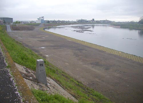 d0053294_0585489.jpg