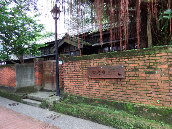 d0133791_1228471.jpg