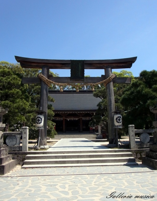 f0351853_03443763.jpg