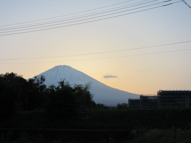 d0109373_2294224.jpg