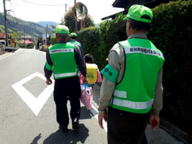 a0048040_7472336.jpg