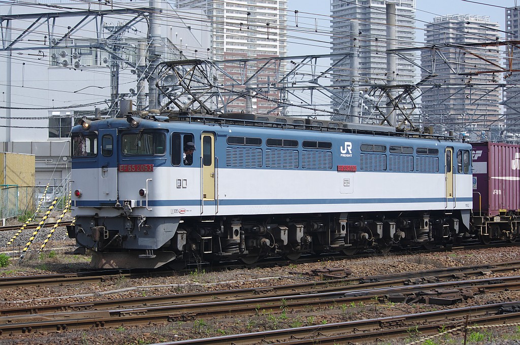 f0203926_2342339.jpg