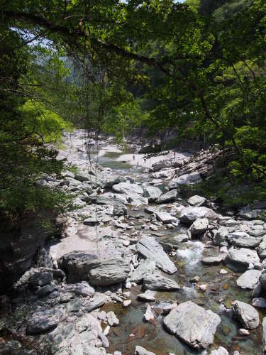 f0347942_21401529.jpg