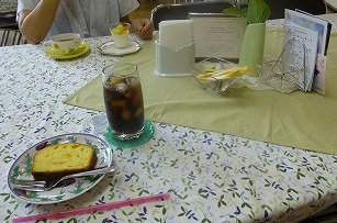 f0037623_22435896.jpg