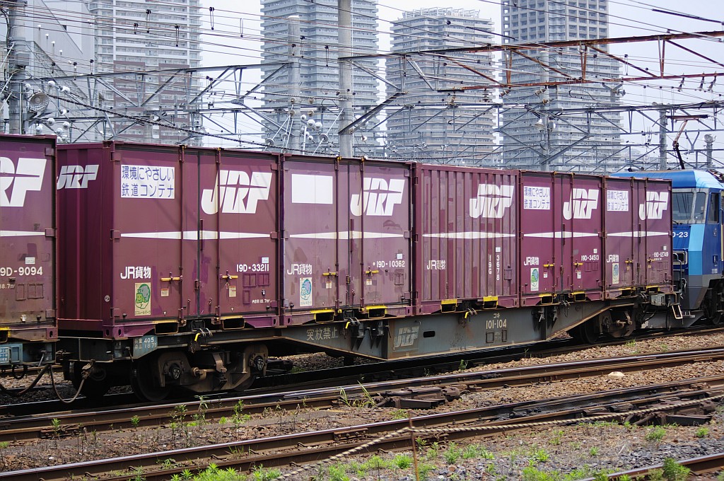 f0203926_2205559.jpg