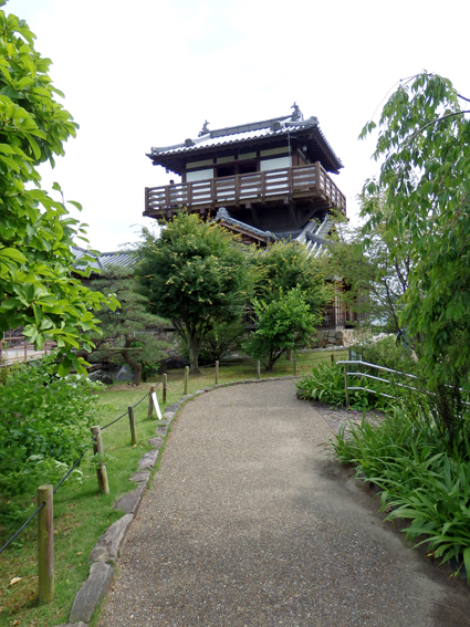 d0218056_0471369.jpg