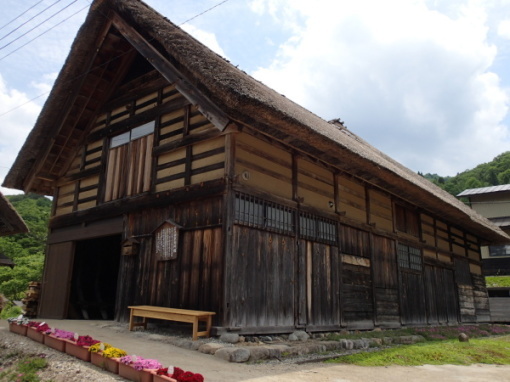 a0279883_00243372.jpg