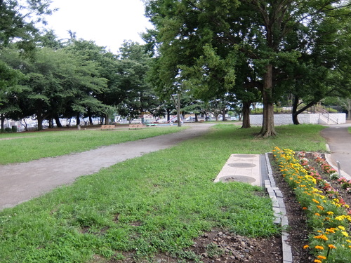 f0128821_22122087.jpg