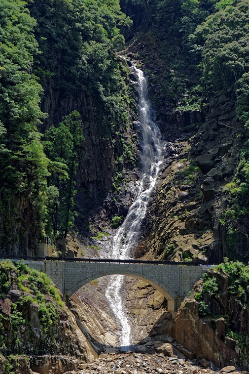 f0274536_22474633.jpg
