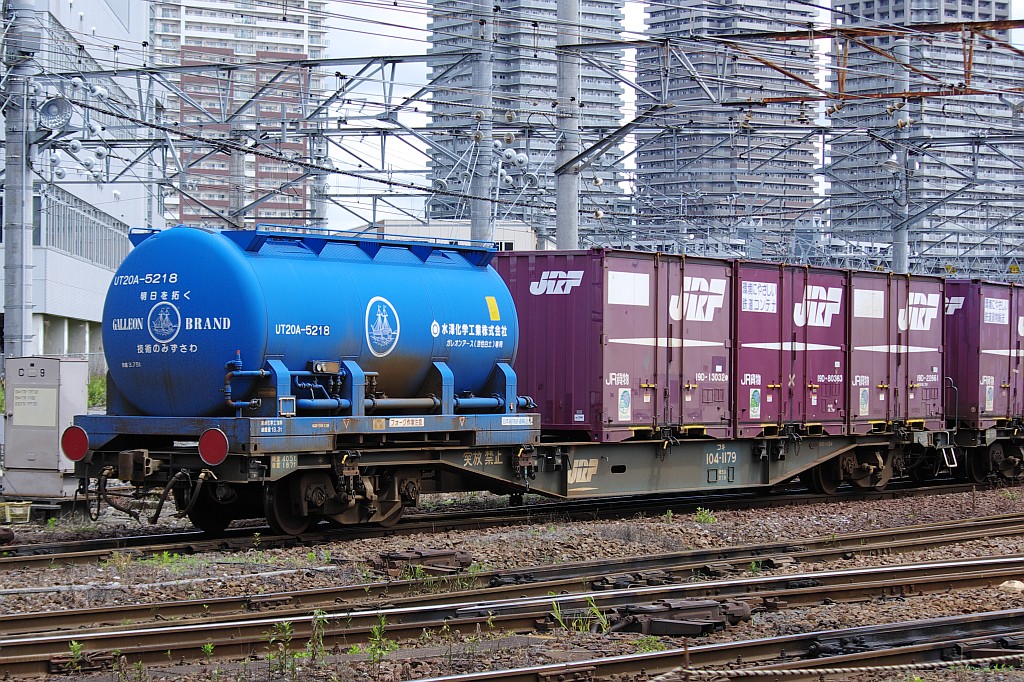 f0203926_2327451.jpg