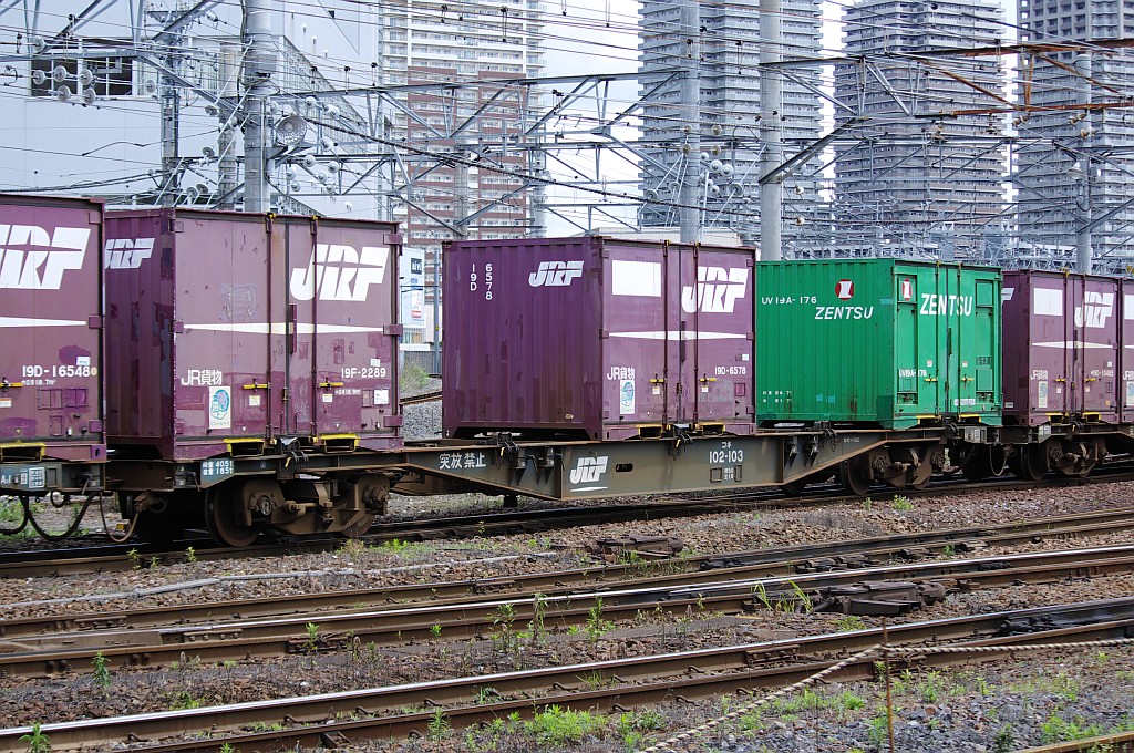 f0203926_23294466.jpg