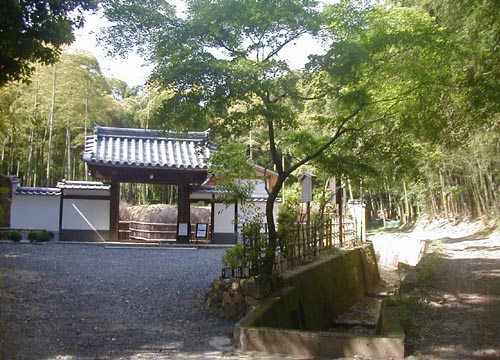 d0053294_1275640.jpg