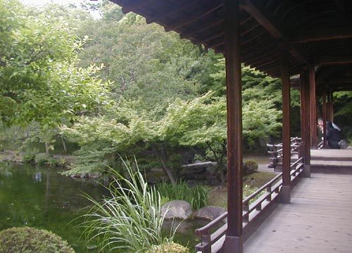 d0053294_1261839.jpg