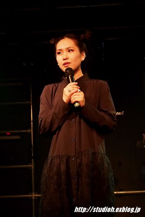 f0008102_15392617.jpg