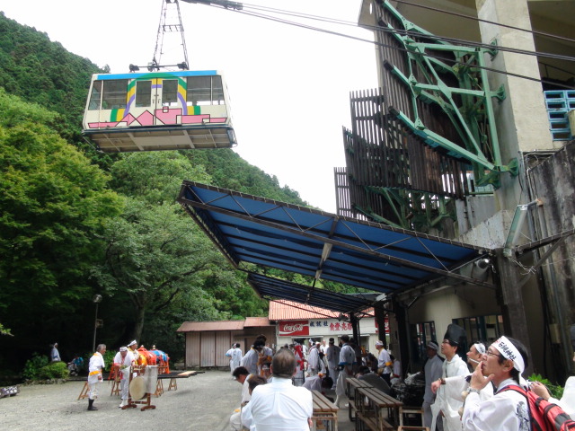 f0231709_23275956.jpg