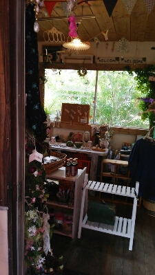 e0151420_1210383.jpg