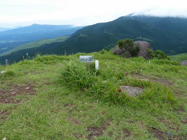 f0357487_1632131.jpg