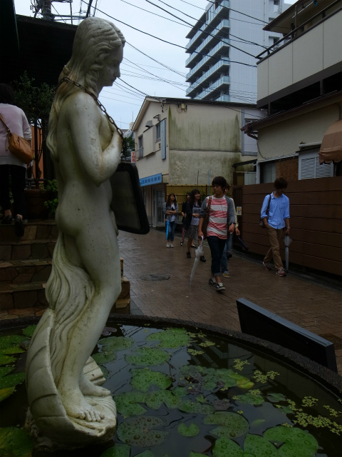 a0087341_2237550.jpg