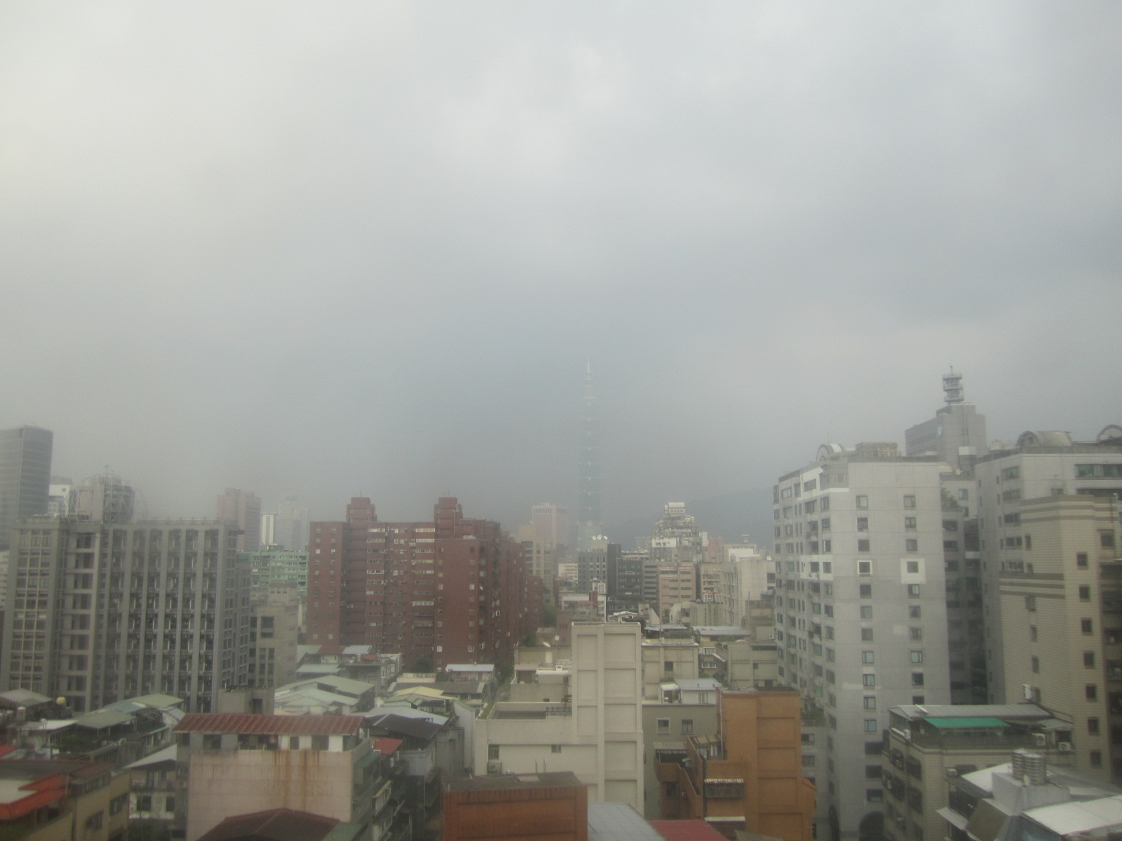 e0041217_1571363.jpg