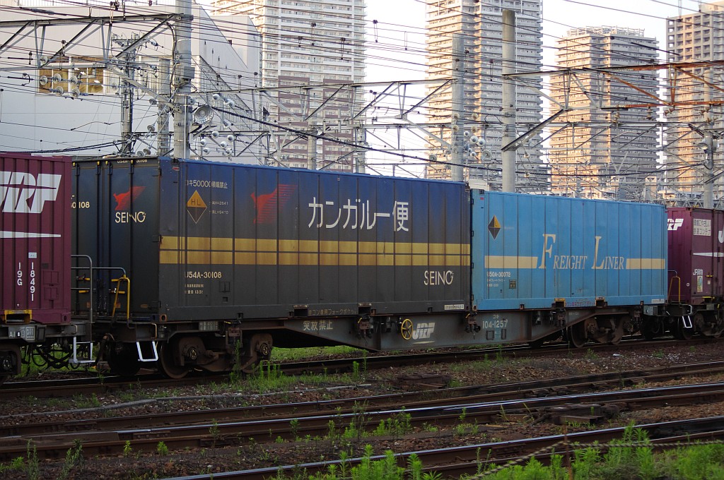 f0203926_2329062.jpg