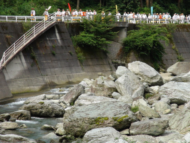 f0231709_1052936.jpg