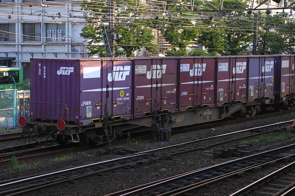 f0203926_23235724.jpg