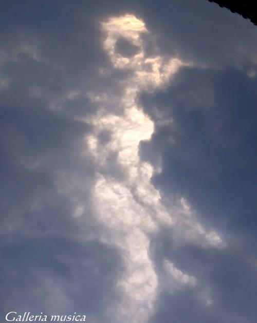 f0351853_02442003.jpg