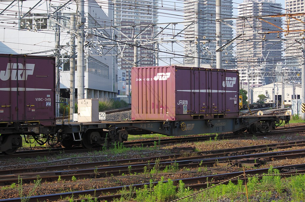 f0203926_22365187.jpg