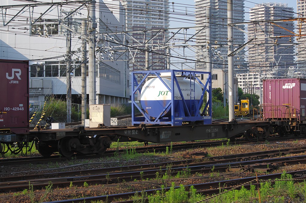 f0203926_22385729.jpg