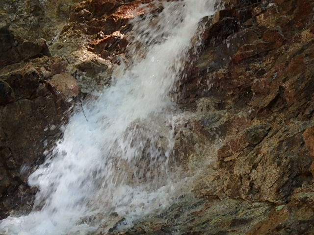 f0334143_1858315.jpg