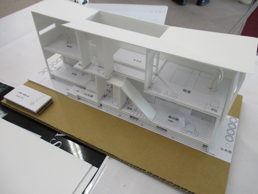 c0114063_80474.jpg