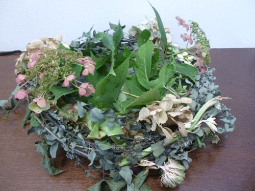 e0312121_10495159.gif