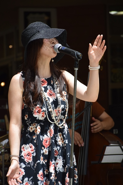 f0342371_0481549.jpg