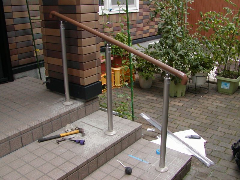 屋外手すり設置 タケちゃん雑記帳