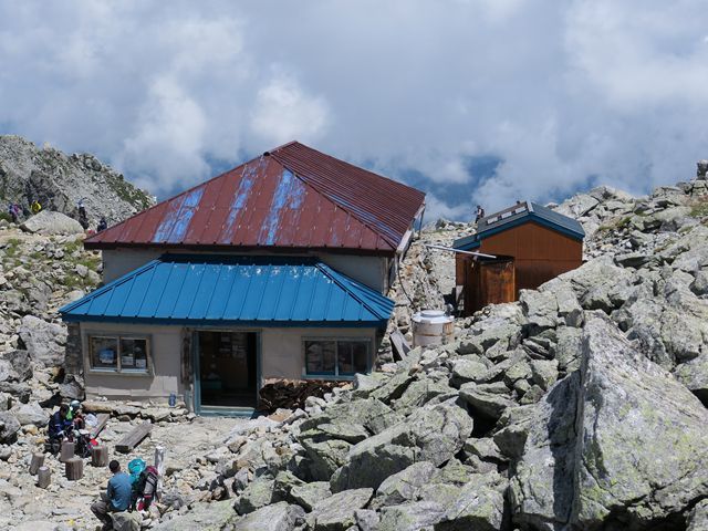 e0271890_20370000.jpg