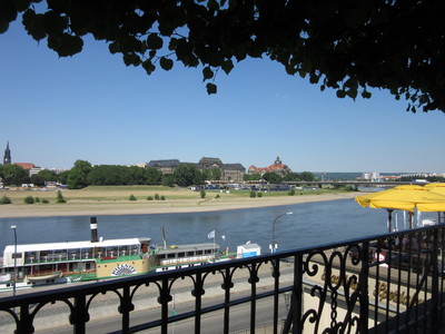b0209886_1256167.jpg