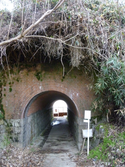 e0307890_01094806.jpg