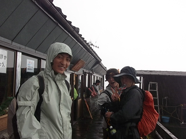 f0043559_1022610.jpg