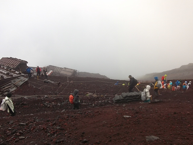 f0043559_1041228.jpg