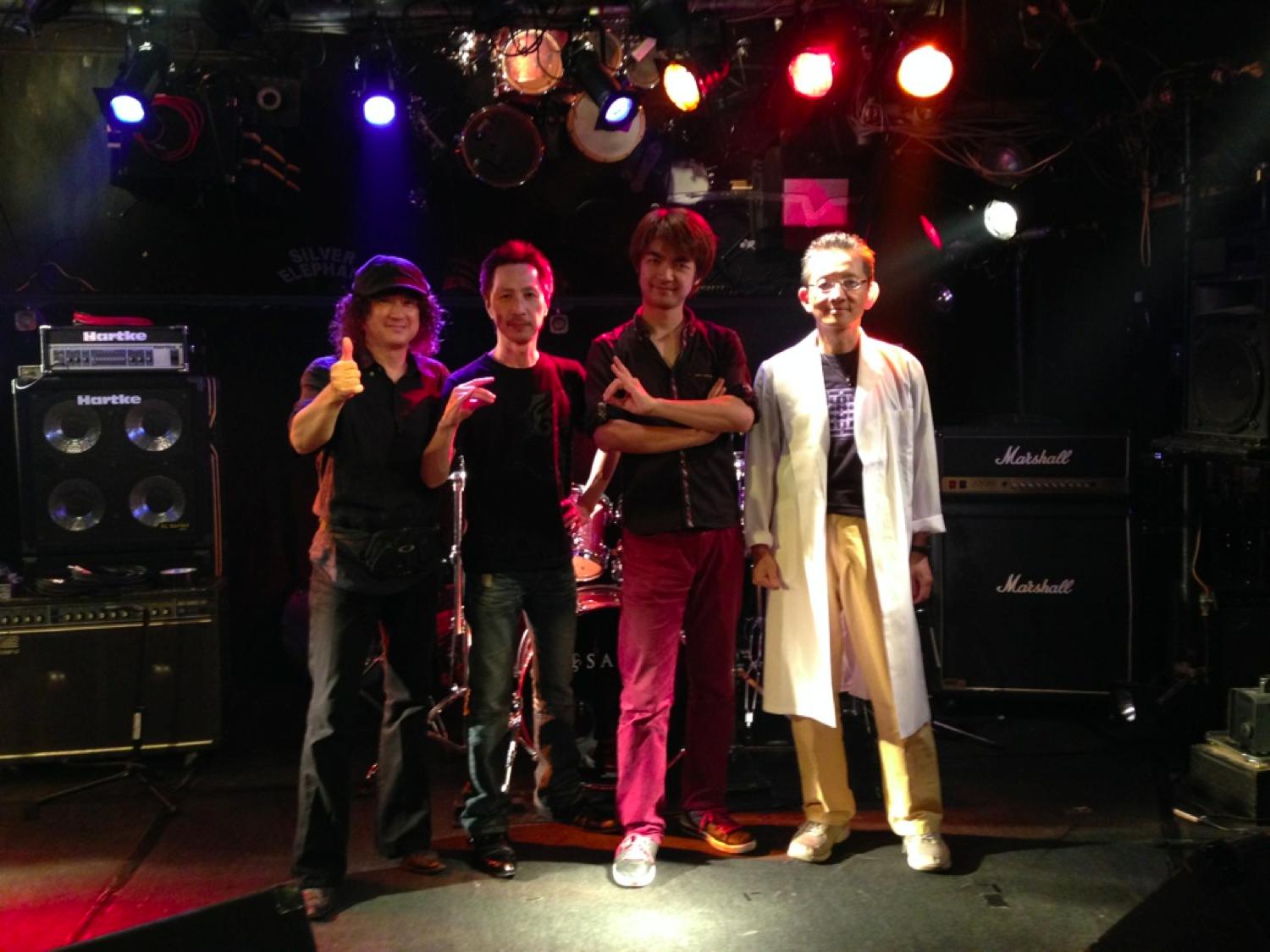 b0006892_0255855.jpg