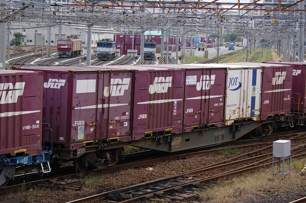 f0203926_2336953.jpg