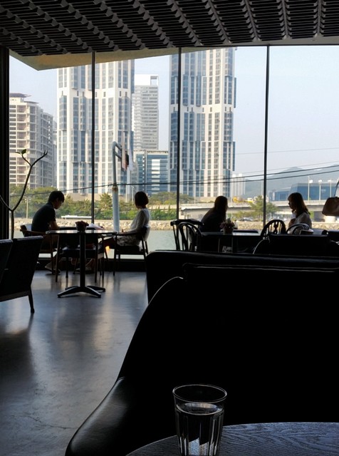 f0201054_224235.jpg