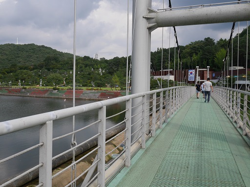 a0140305_2421536.jpg