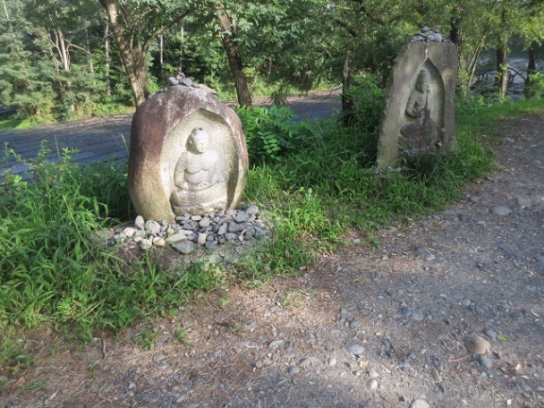 f0248616_09085620.jpg