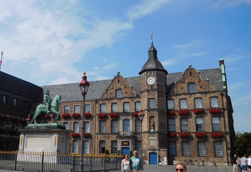 e0141754_1129211.jpg